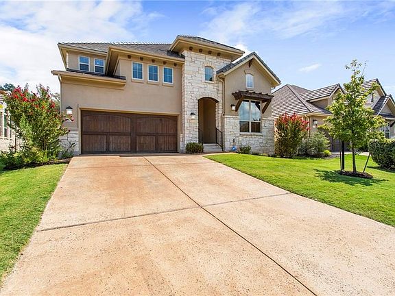 3rd image of 307 Maxwell Way #20