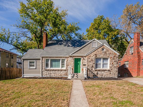 2nd image of 6440 Agnes Ave