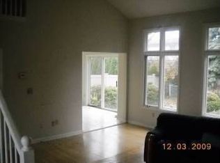 35675 Kensington Ave, Sterling Heights, MI 48312