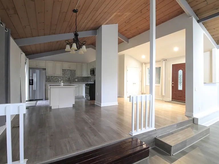 12712 Torrington St — Photo 1