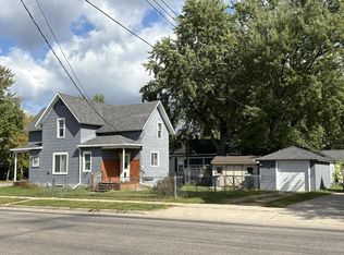 910 Oak St, Wisconsin Rapids, WI 54494