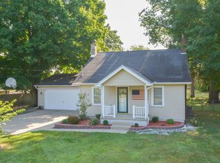 19700 McAllister Rd, Battle Creek, MI 49014