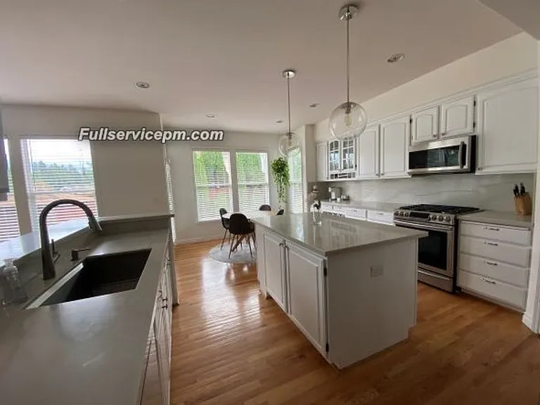 817 SW 354th St — Photo 8