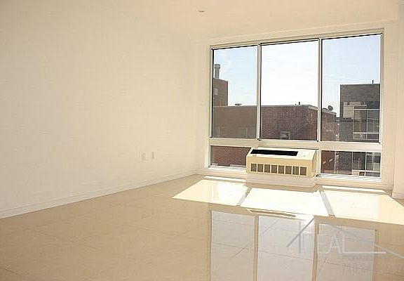 2nd image of 571 E New York Ave APT 3A