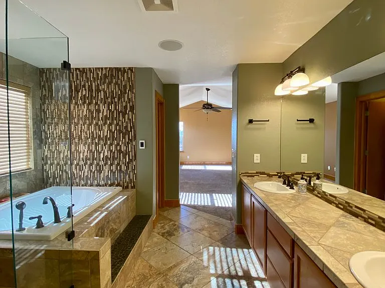 4549 Desert Varnish Dr — Photo 21
