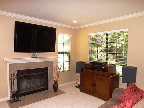 5th image of 15032 Avenida Venusto #270
