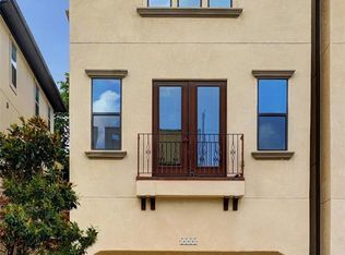 5608 Darling St, Houston, TX 77007