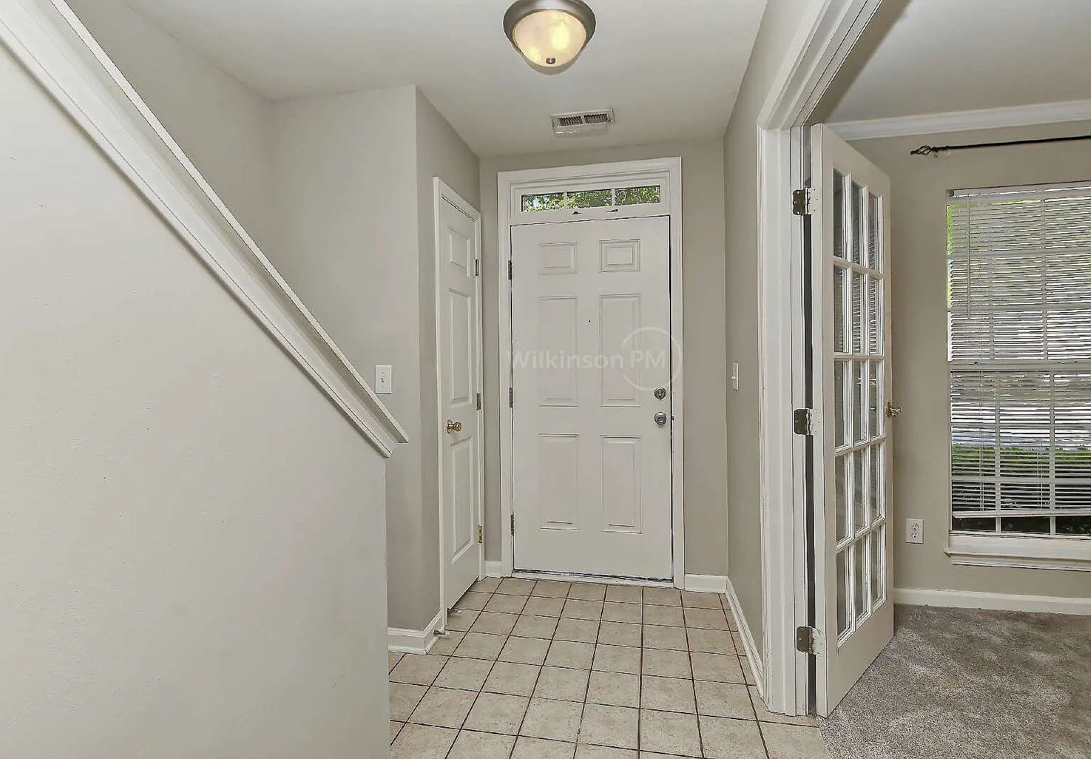 3 bed, 4.0 bath, 1936 sqft, $2,150 — Photo 4