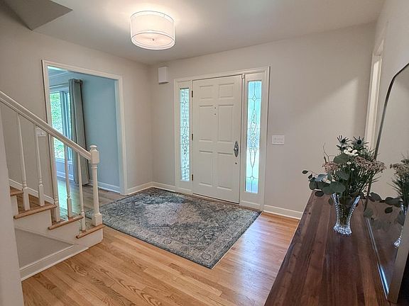 3rd image of 14700 Minnehaha Pl