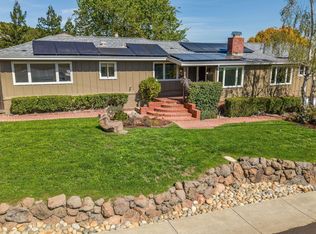 102 Hillcrest Dr, Orinda, CA 94563