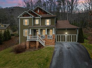 25 Sugarland Ridge Trl, Fairview, NC 28730