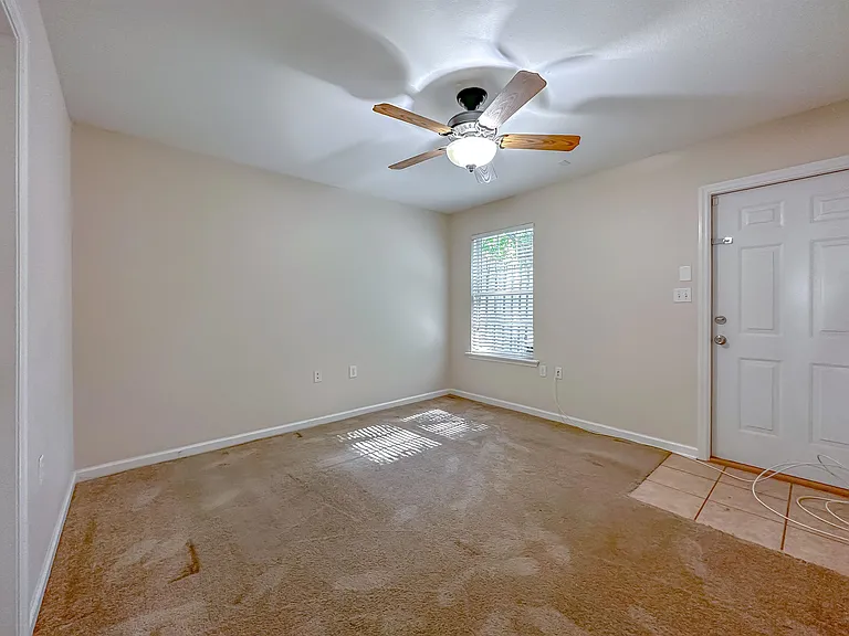 2738 W Tharpe St #1805 — Photo 16
