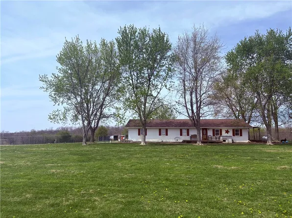 366 Highway 121, New Paris, OH 45347