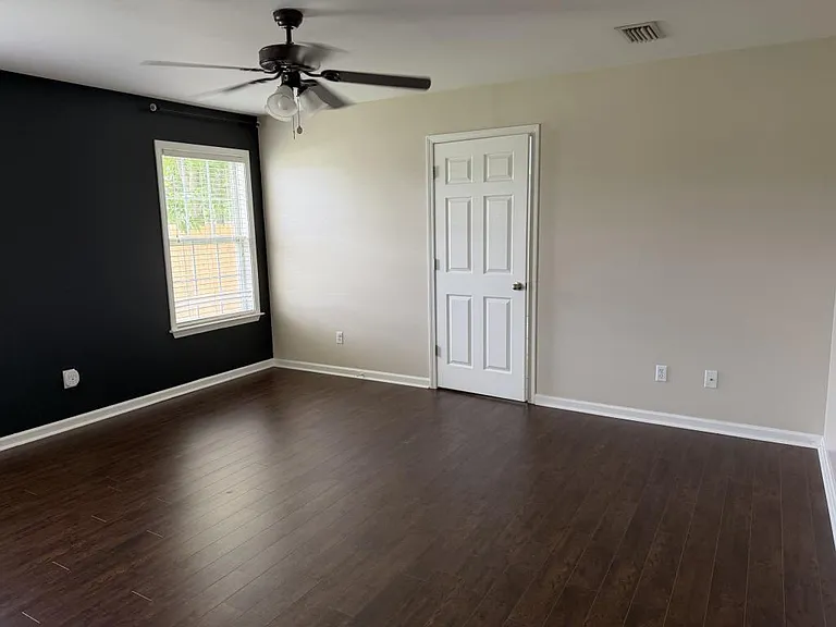 281 Griffith Ln — Photo 10