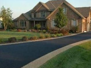 43W755 Willow Creek Dr, Elburn, IL 60119