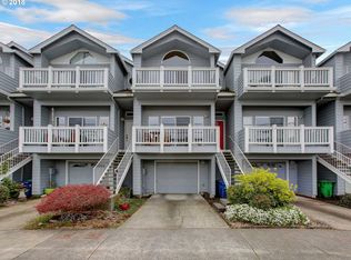 120 NE Bridgeton Rd, Portland, OR 97211