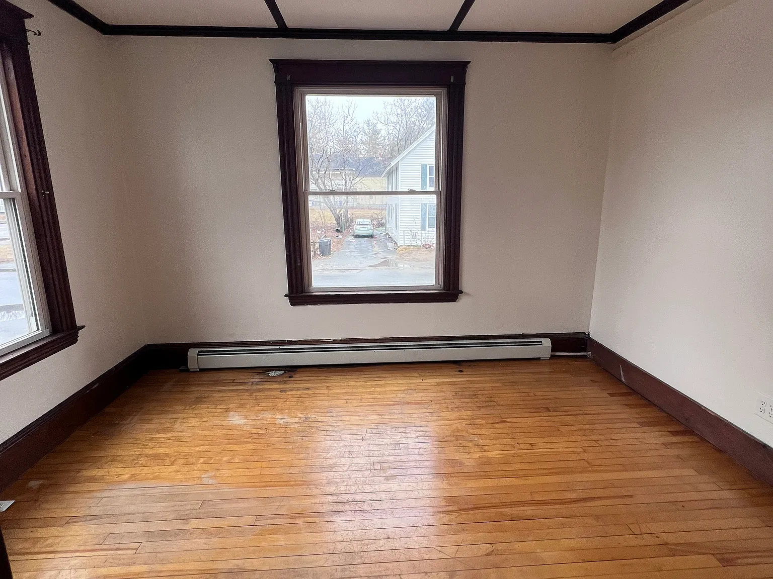 4 bed, $2,000 — Photo 4