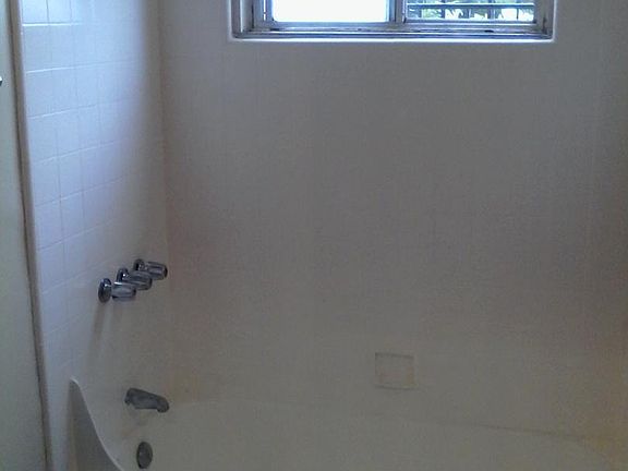 4th image of 3843 Gibraltar Ave