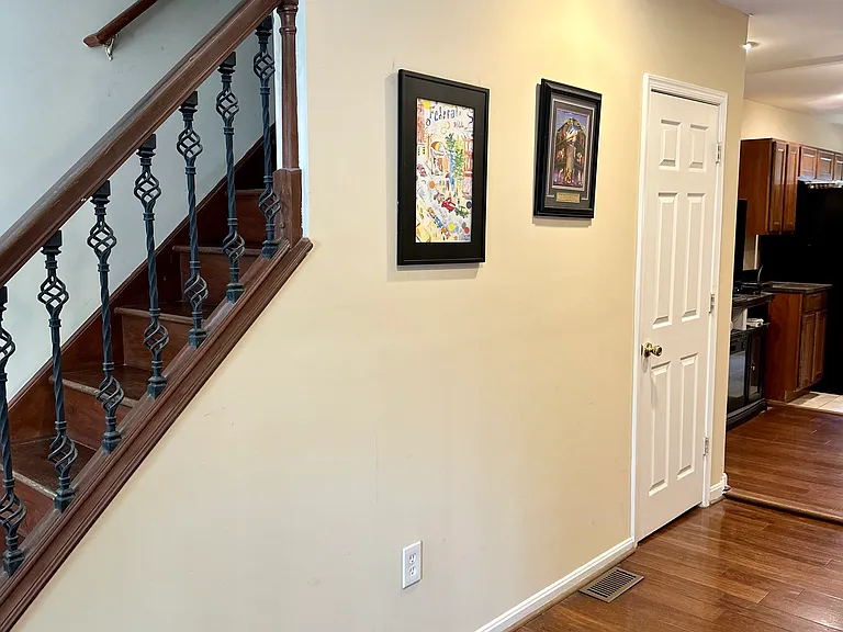 1115 Race St — Photo 7