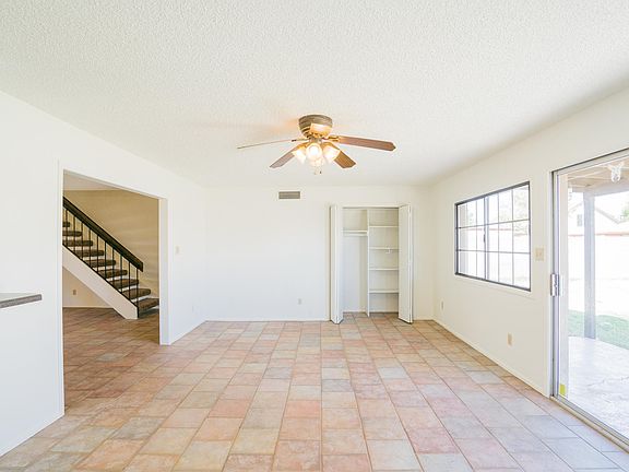 4th image of 3621 N 90th Dr