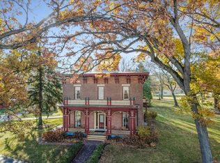304 E Michigan St, New Carlisle, IN 46552