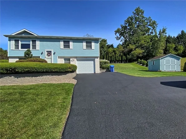 114 Trout Run, Newark, NY 14513