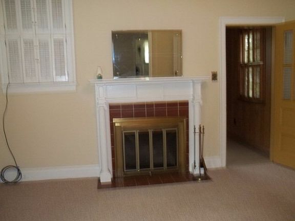 2nd image of 208 North Ave