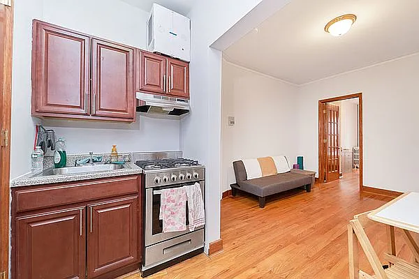 Rented by Living New York | media 9