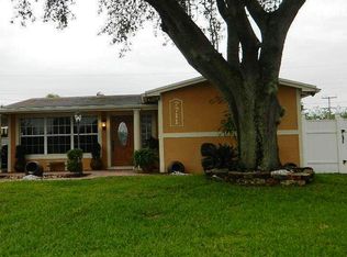7711 Simms St, Hollywood, FL 33024
