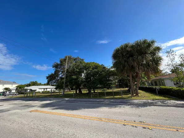 702 S Federal Hwy Highway, Lake Worth Beach, FL 33460