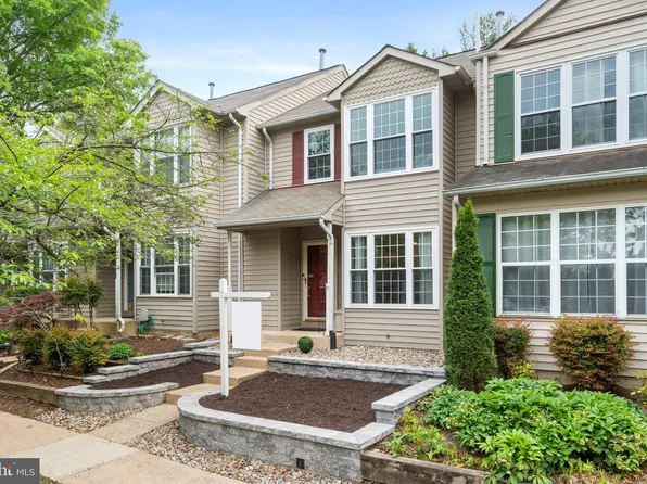 5621 Gosling Dr, Clifton, VA 20124