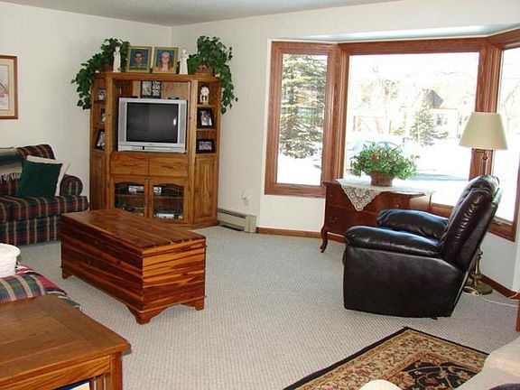 4th image of 3621 E Garden Pl