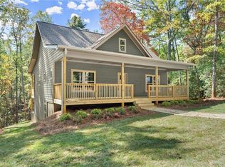 380 Old Panther Ml, Clarkesville, GA 30523