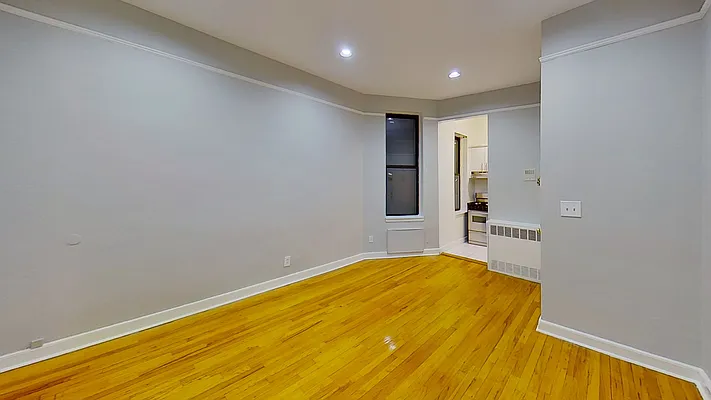 Rented by Compass | media 15