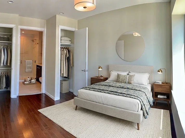 3119 37th Ave #4B — Photo 9