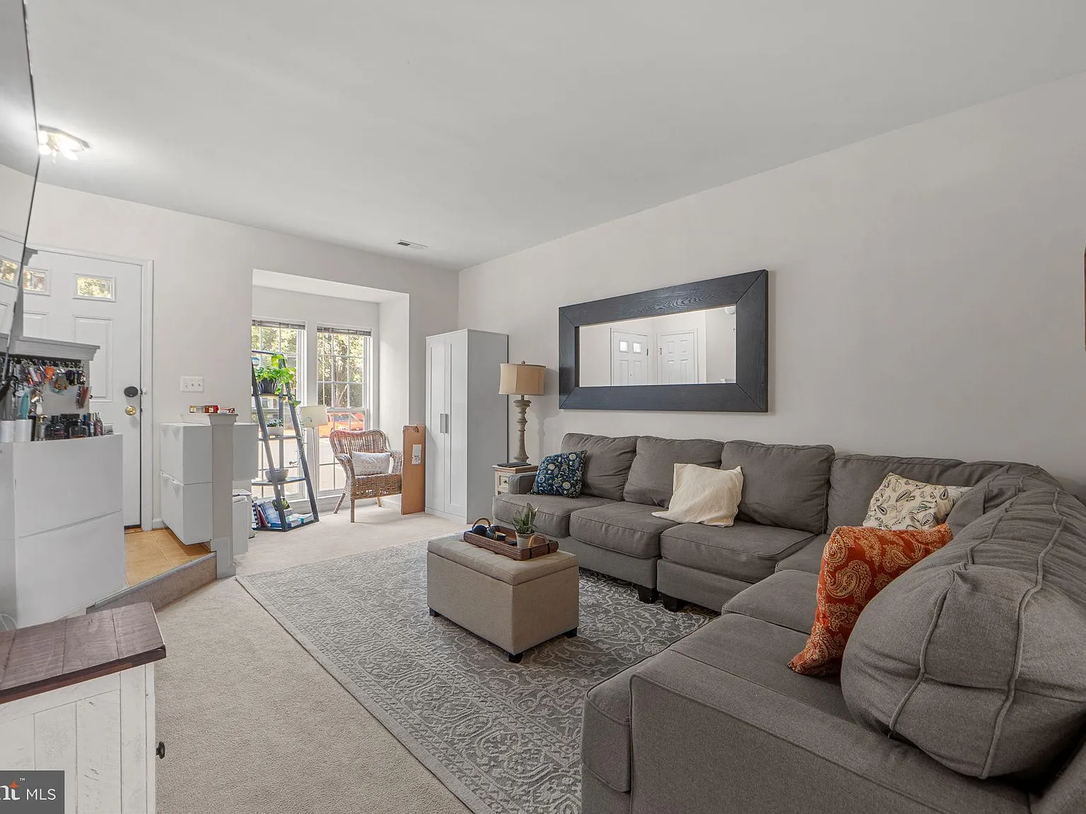 3 bed, 2.5 bath, 1660 sqft, $2,795 — Photo 4