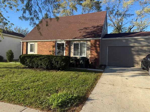 4614 Farmington Ave, Richton Park, IL 60471