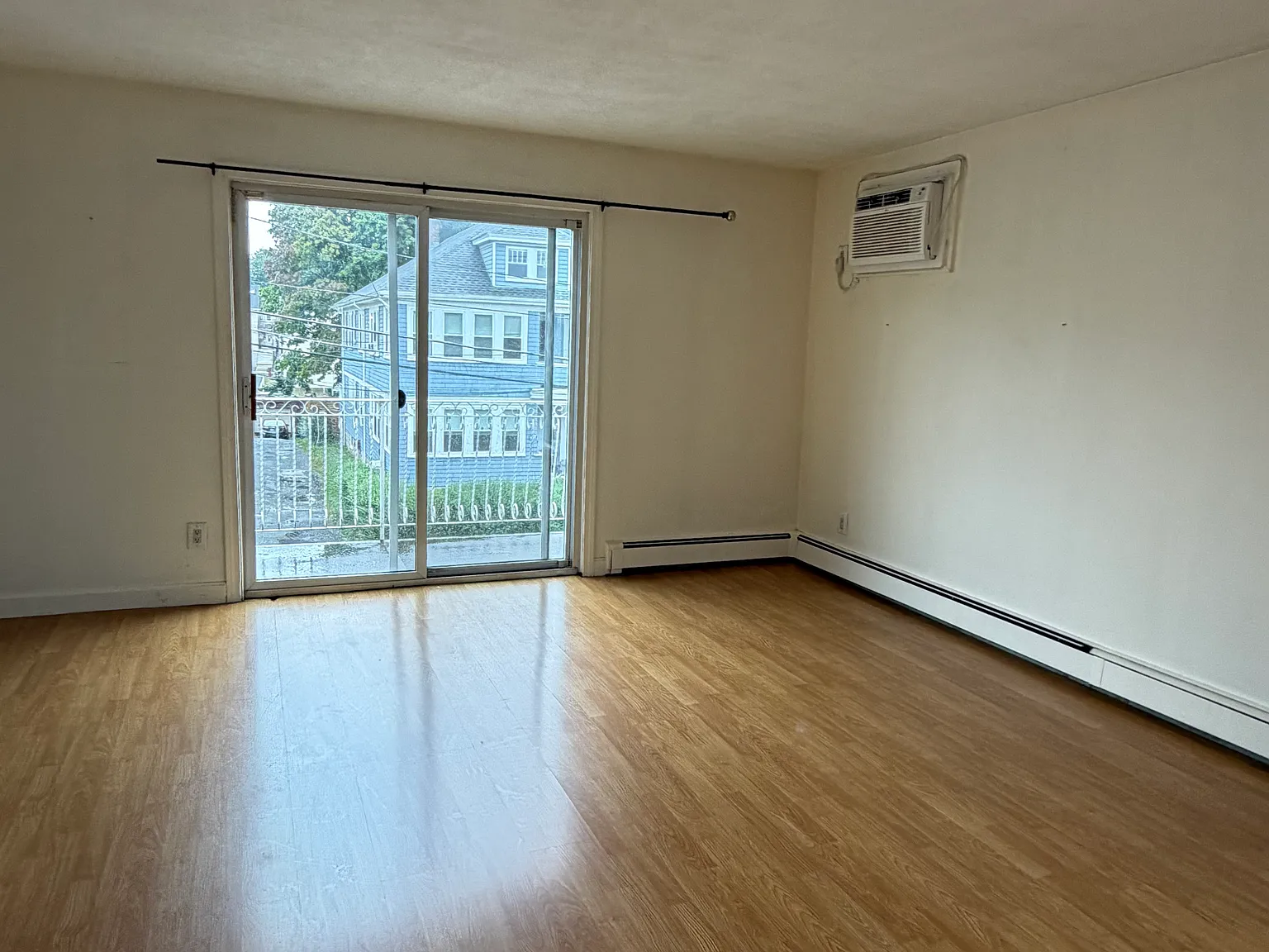 2 bed, $2,800 — Photo 4