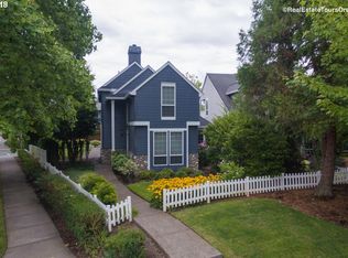 1288 NE Parks Edge Cir, Hillsboro, OR