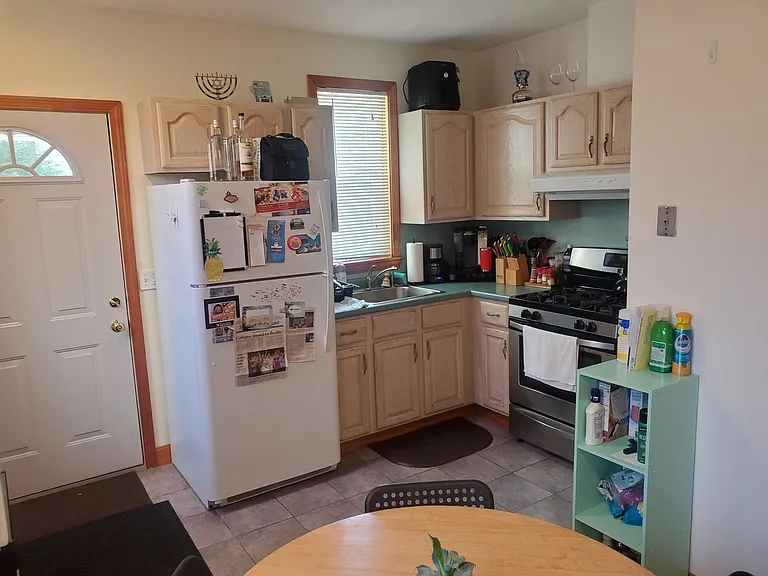 14 Dighton St #1 — Photo 3