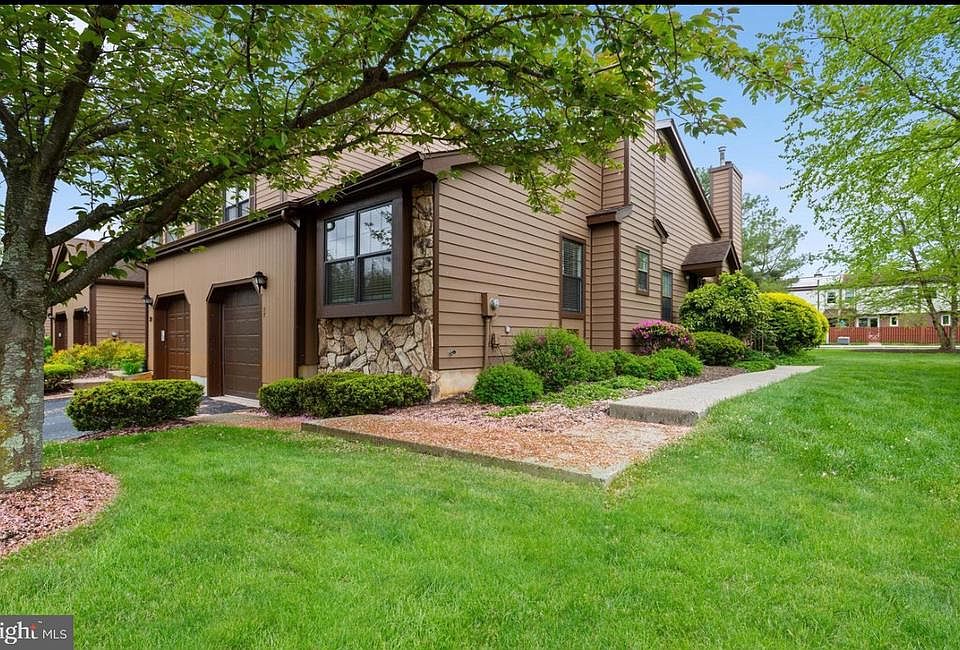 1st image of 37 Gallo Ct