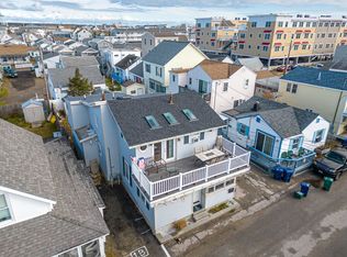 18 Perkins Ave, Hampton, NH 03842