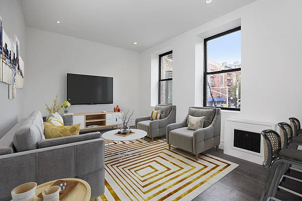 Rented by Platinum Properties | media 19