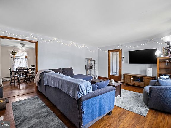 3rd image of 301 Wrights Ave