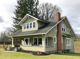 27579 Seneca Trl N, Renick, WV 24966