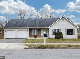 8 Calkins Dr, Reading, PA