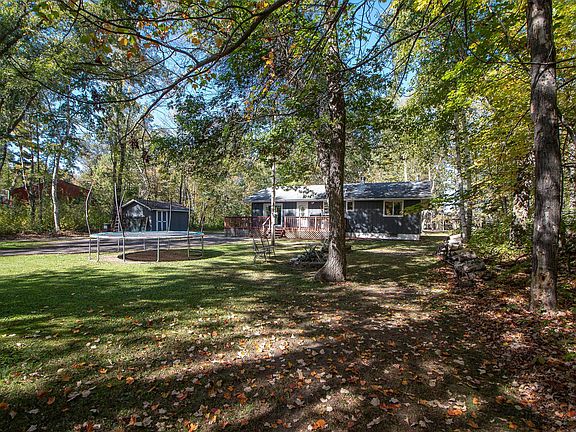 5th image of 19865 Blue Lake Rd