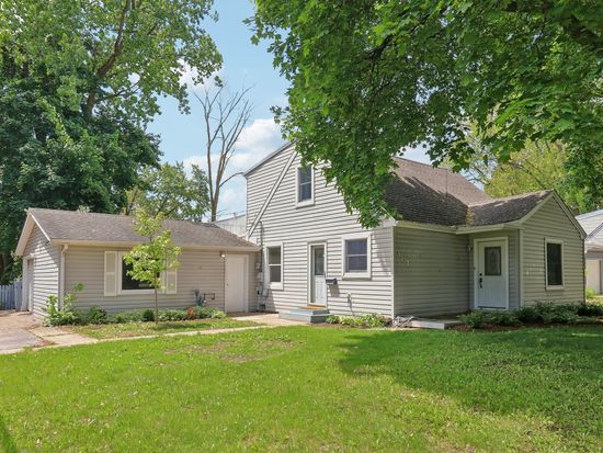 361 Highland Rd, Grayslake, IL 60030