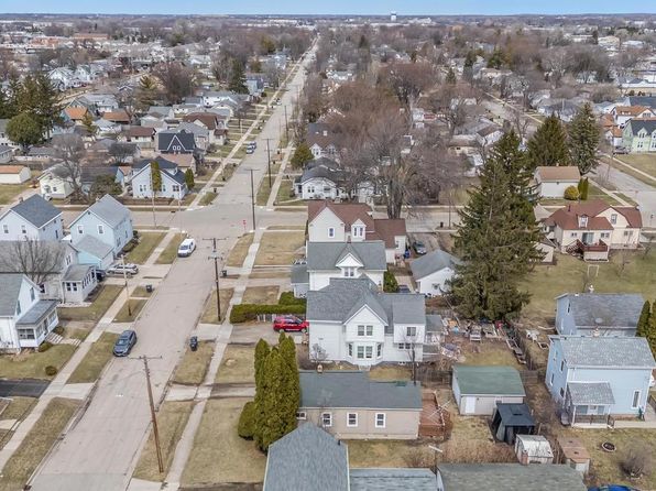 1418 JEFFERSON STREET, Oshkosh, WI 54901