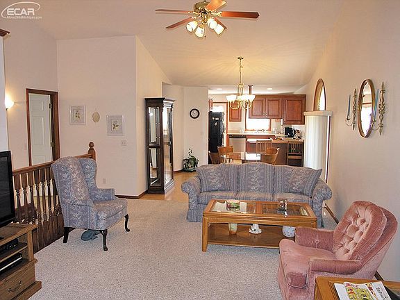 5th image of 6051 Belmont Ct